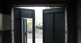 Купить гаражные ворота распашные Арзамас, цена от 3852 руб.